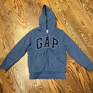 New YouthXL Gap Fuzzy Sweatshirt